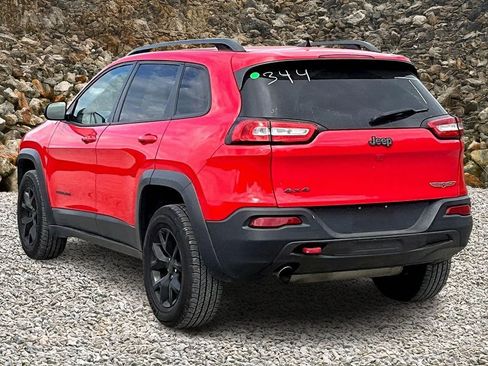 Used 2017 Jeep Cherokee Trailhawk w/ Comfort/Convenience Group image 12