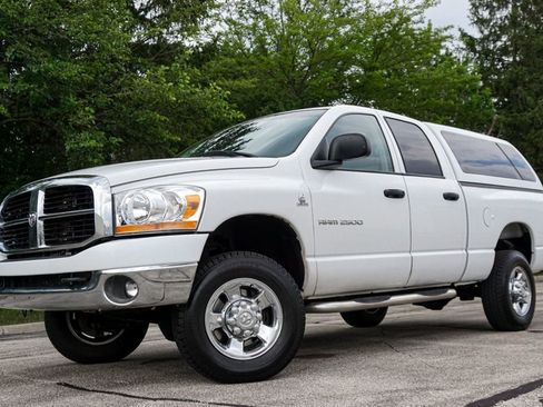 Used 2006 Dodge Ram 2500 Truck SLT w/ Trailer Tow Group AWD/4WD image 1