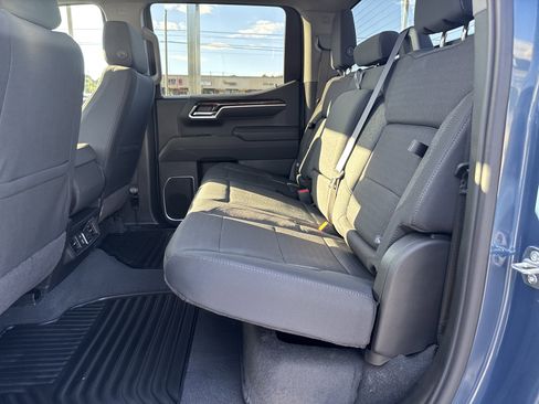 New 2026 GMC Sierra 1500 Elevation image 13