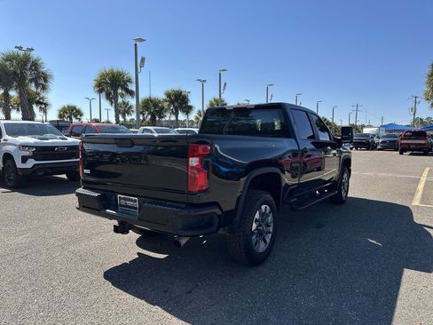 Used 2024 Chevrolet Silverado 2500 Custom w/ Custom Value Package image 16