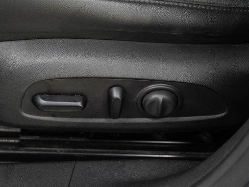 Used 2019 Chevrolet Malibu Premier w/ Sun and Wheel Package FWD image 22
