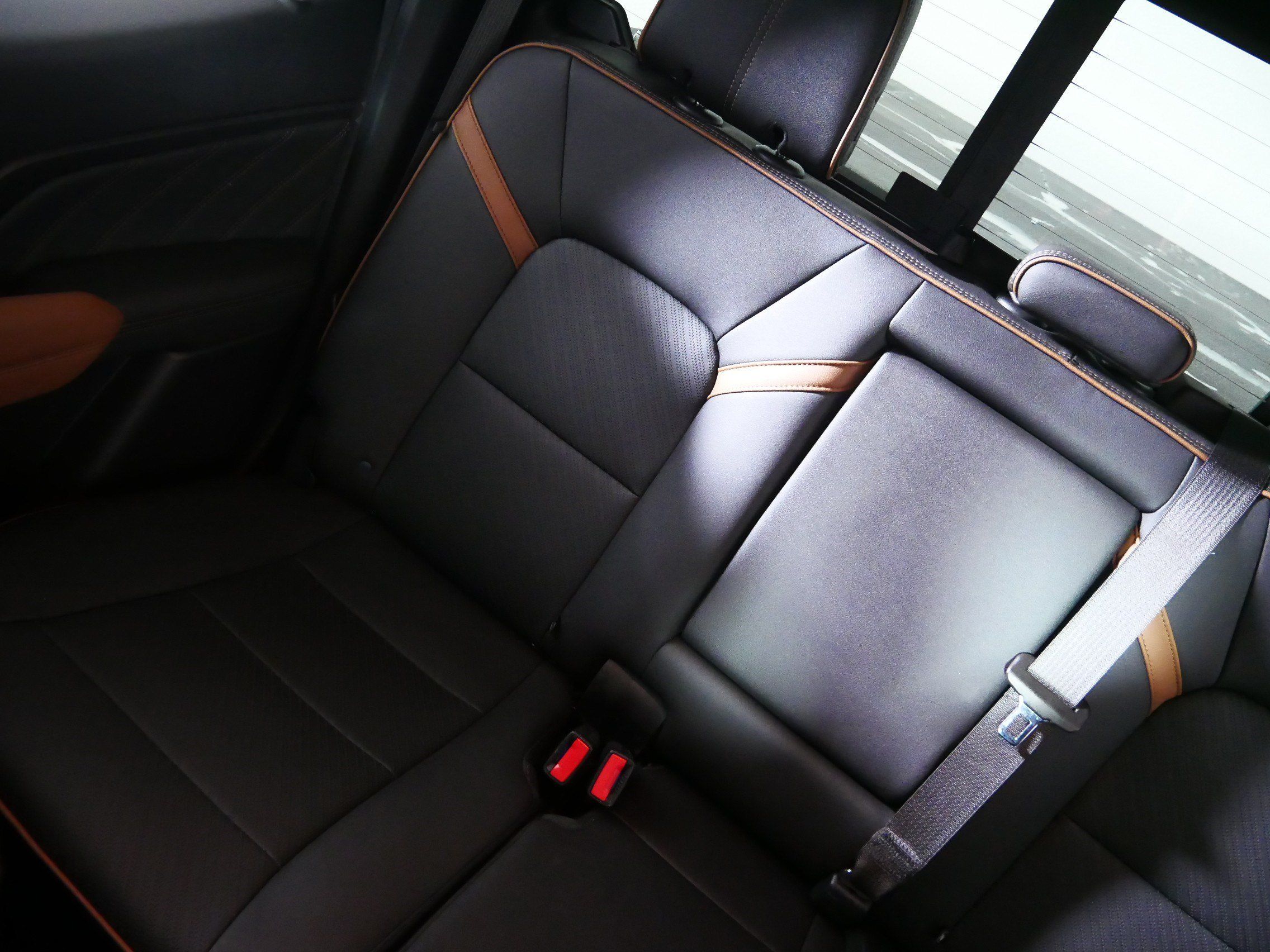 Used 2023 GMC Canyon AT4 w/ AT4 Premium Package AWD/4WD image 12