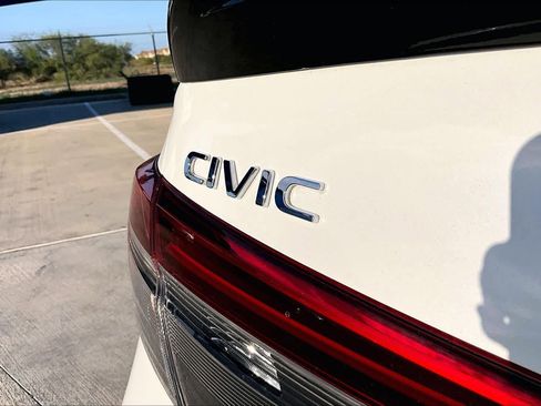 Used 2023 Honda Civic Si image 9