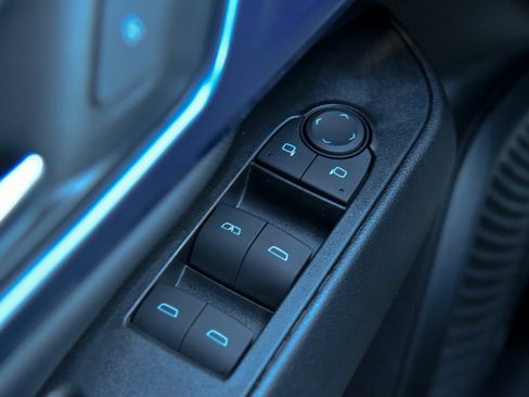 Used 2024 Chevrolet Equinox EV LT w/ LPO, Trailering Package image 40