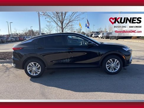 New 2026 Buick Envista Preferred image 4