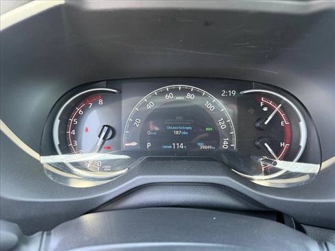 Used 2025 Toyota RAV4 XLE FWD image 15