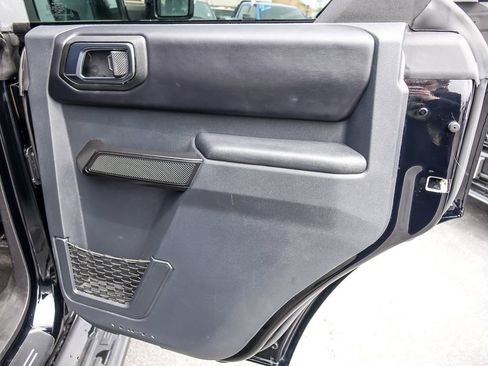 Used 2025 Ford Bronco Outer Banks AWD/4WD image 25