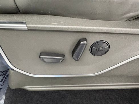 Certified 2026 Ford F350 Platinum w/ Platinum Plus Package image 16