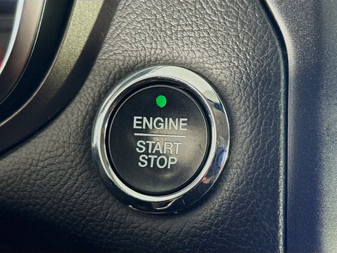 Used 2019 Ford Fusion SE w/ Equipment Group 151A image 21