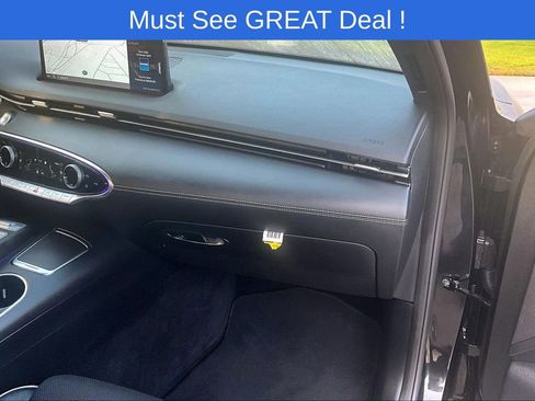 Used 2025 Genesis GV70 3.5T Sport image 20