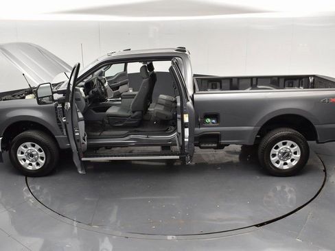 Used 2024 Ford F250 XLT image 29