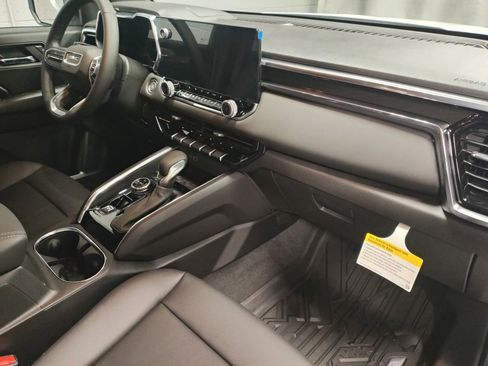 New 2026 GMC Canyon Elevation w/ Convenience Package image 8