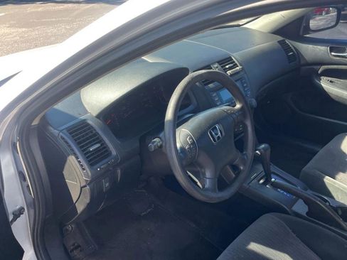 Used 2005 Honda Accord LX image 15