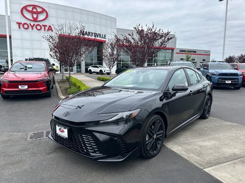 Used 2026 Toyota Camry Hybrid w/ Multimedia Upgrade Package AWD/4WD image 1