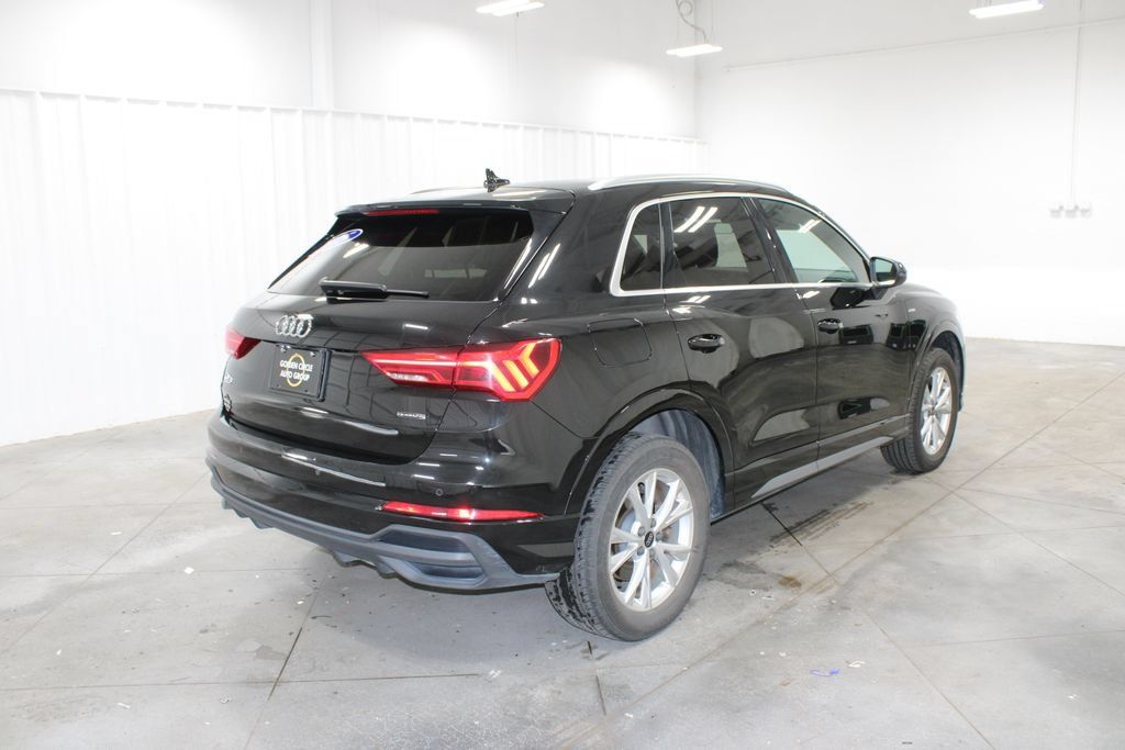 Used 2025 Audi Q3 2.0T Premium AWD/4WD image 9
