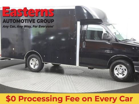 Used 2017 Chevrolet Express 3500 RWD image 44