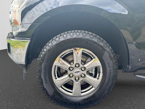 Used 2020 Ford F150 XLT w/ Equipment Group 302A Luxury AWD/4WD image 14