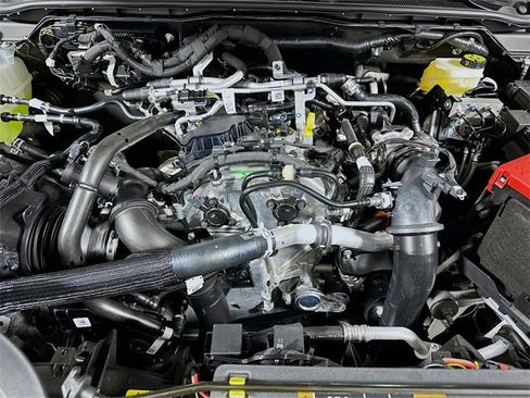 New 2025 Ford Ranger XLT w/ FX4 Off-Road Package image 18