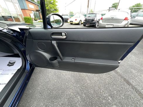 Used 2007 MAZDA MX-5 Miata Touring image 16