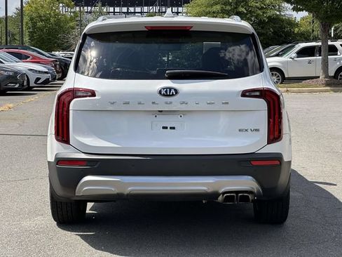 Used 2020 Kia Telluride EX w/ EX Premium Package FWD image 3
