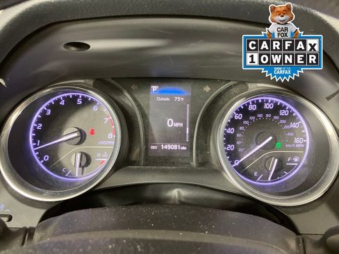 Used 2018 Toyota Camry LE image 20