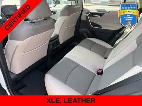 Certified 2022 Toyota RAV4 XLE w/ Convenience Package FWD image 15