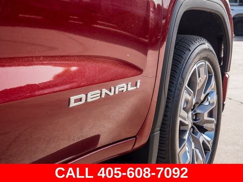 Used 2023 GMC Sierra 1500 Denali w/ Denali Reserve Package AWD/4WD image 11