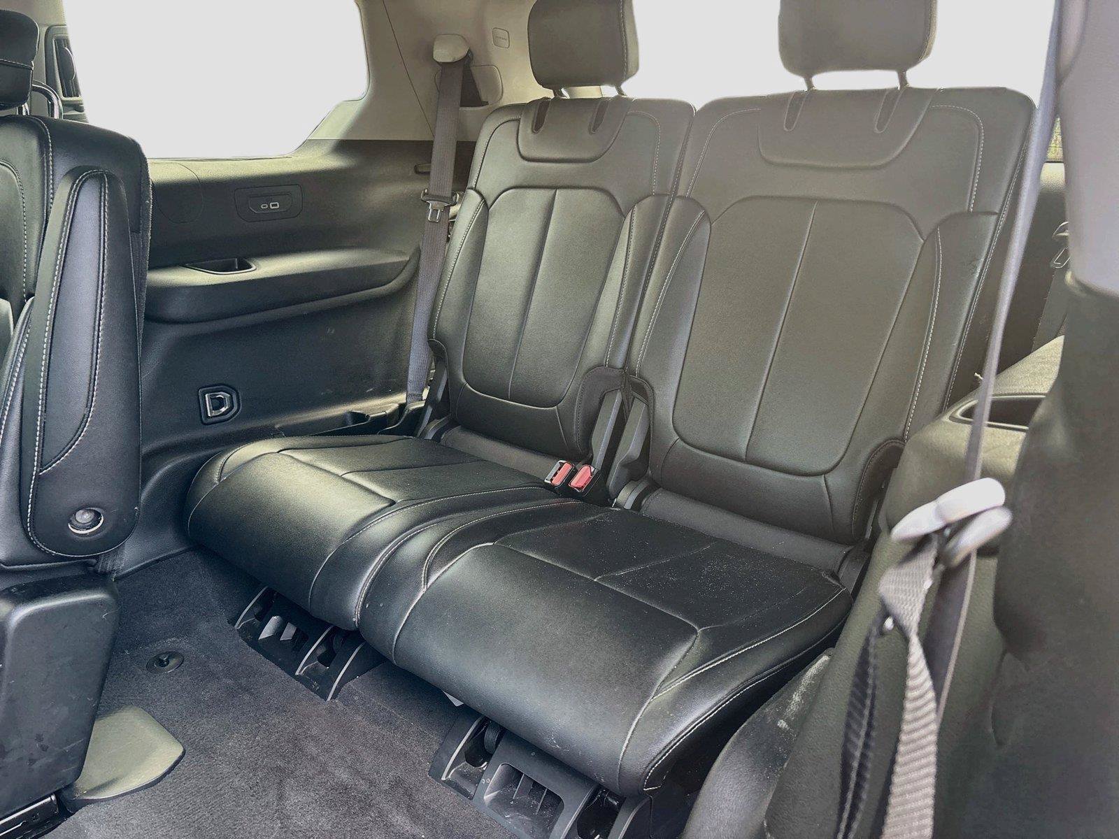 Used 2022 Jeep Grand Cherokee L Limited w/ MOPAR Finishing Package RWD image 13