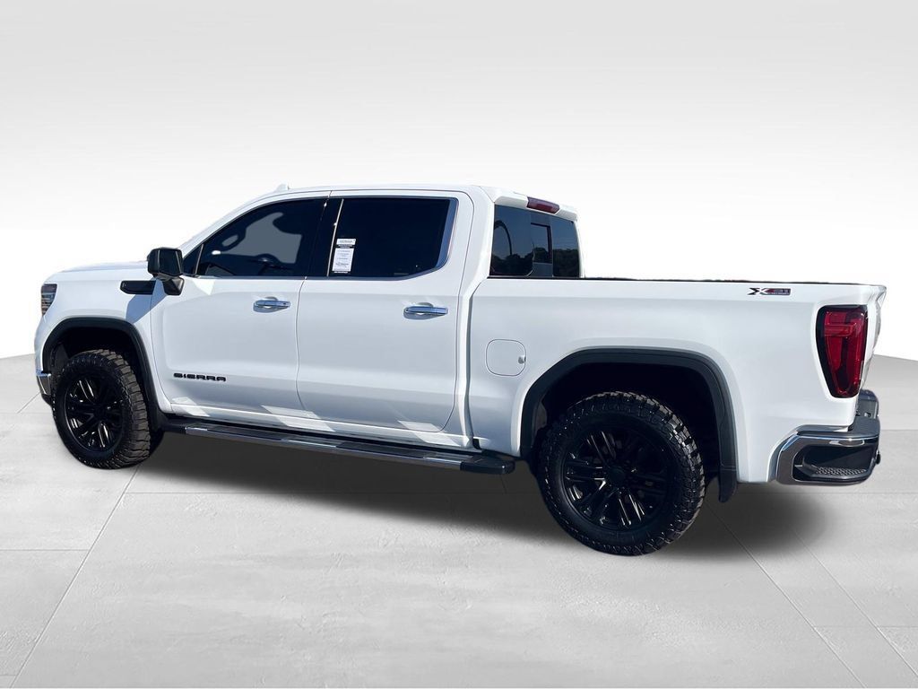 Used 2024 GMC Sierra 1500 SLT w/ SLT Premium Plus Package AWD/4WD image 3