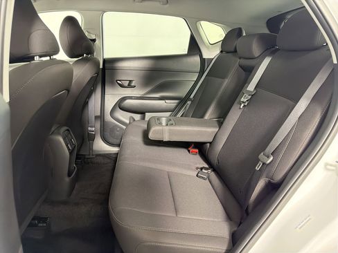 Used 2025 Hyundai Kona SEL FWD image 14