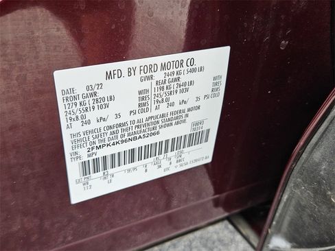 Used 2022 Ford Edge Titanium image 19