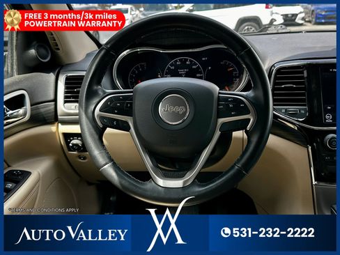 Used 2022 Jeep Grand Cherokee Laredo E image 30