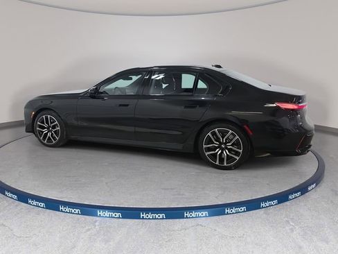 Certified 2023 BMW 760i xDrive image 8