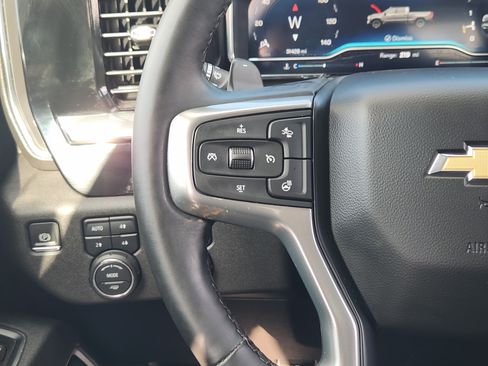 Used 2025 Chevrolet Silverado 1500 LTZ w/ Z71 Off-Road Package AWD/4WD image 28
