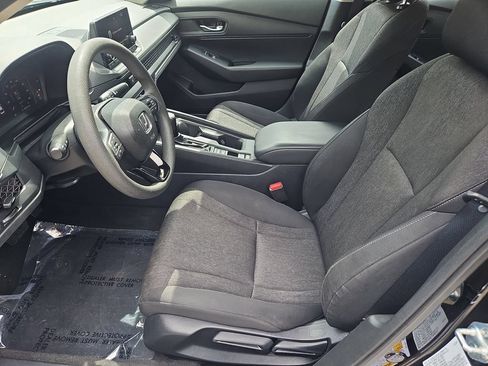 Certified 2025 Honda Accord LX image 25