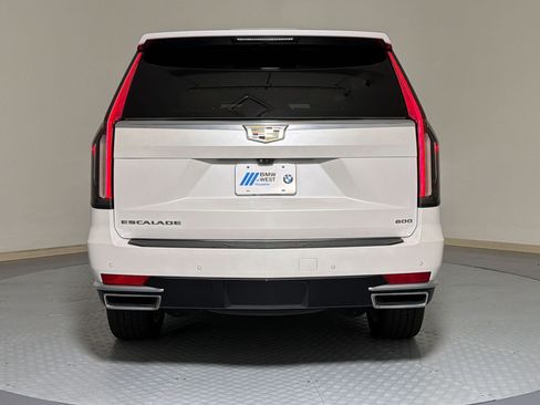 Used 2023 Cadillac Escalade Premium Luxury AWD/4WD image 10