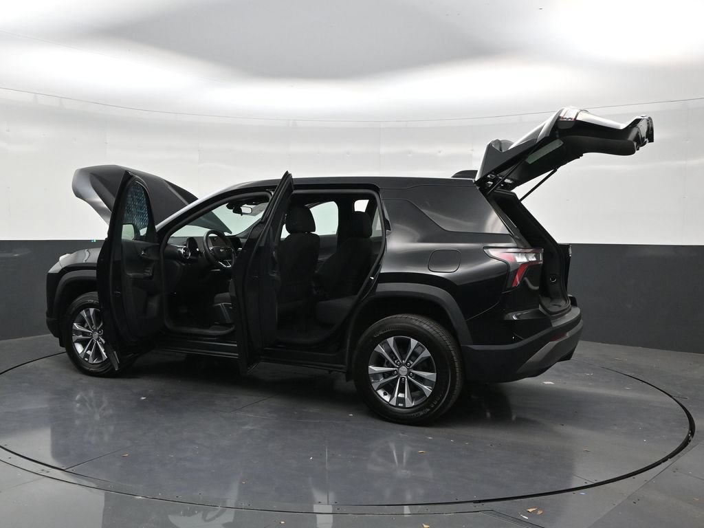 Used 2026 Chevrolet Equinox LT FWD image 31