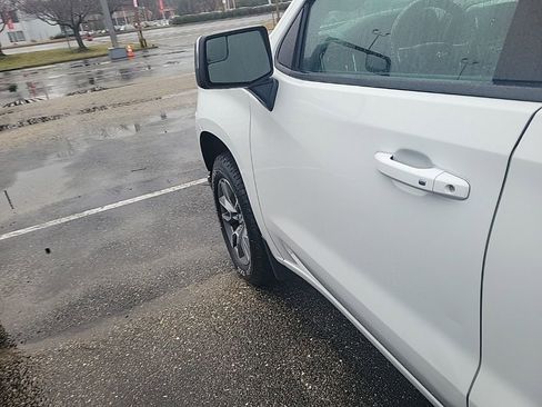 Used 2021 Chevrolet Silverado 1500 LT image 18