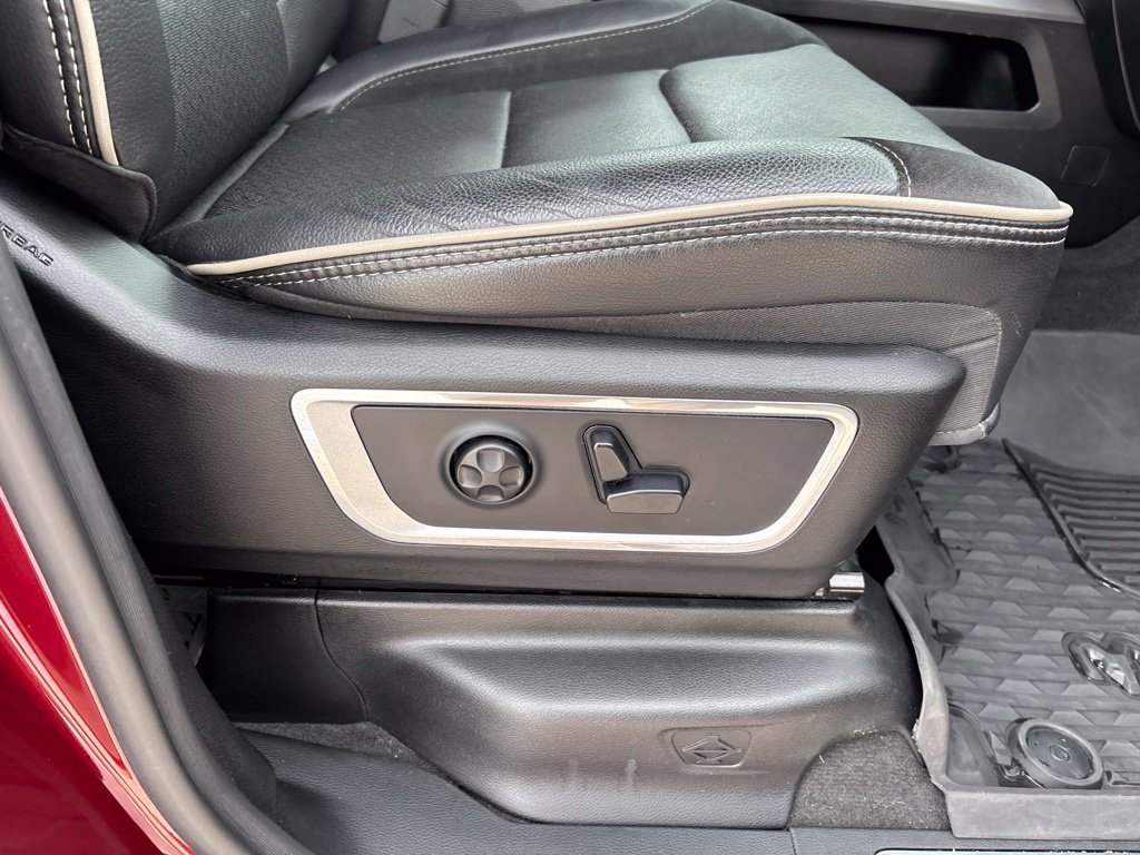 Used 2021 RAM 1500 Laramie w/ Sport Appearance Package AWD/4WD image 31