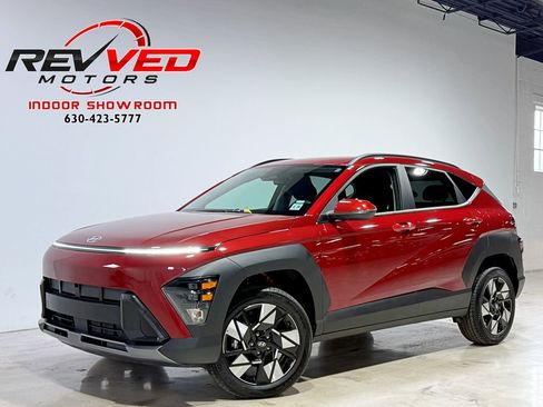 Used 2025 Hyundai Kona SEL AWD/4WD image 1