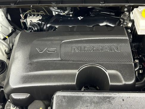 Used 2024 Nissan Pathfinder Platinum AWD/4WD image 38