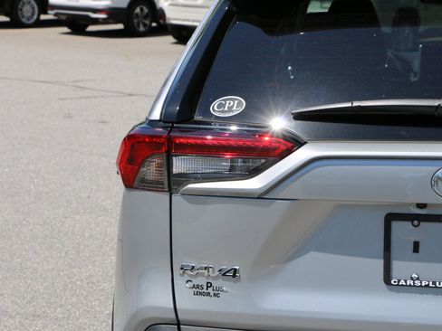 Used 2025 Toyota RAV4 XLE Premium w/ Weather Package AWD/4WD image 6