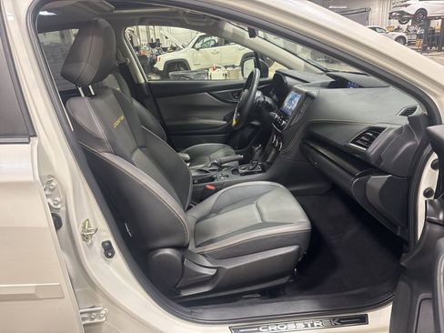 Used 2021 Subaru Crosstrek 2.5i Sport w/ Moonroof Package image 15