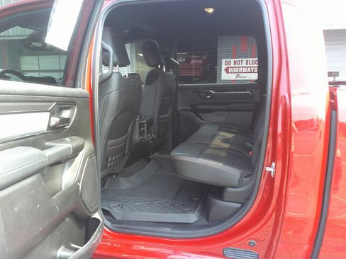 Used 2022 RAM 1500 Big Horn w/ Built-to-serve Edition image 21
