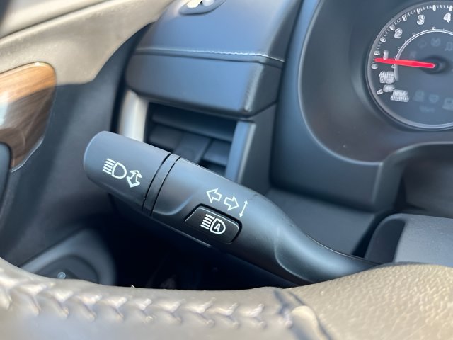 Used 2020 GMC Terrain Denali w/ GMC Pro Grade Package AWD/4WD image 17