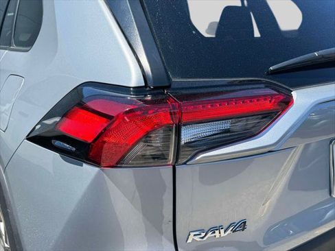 Certified 2025 Toyota RAV4 XLE AWD/4WD image 11