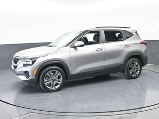 Used 2022 Kia Seltos S AWD/4WD video 2