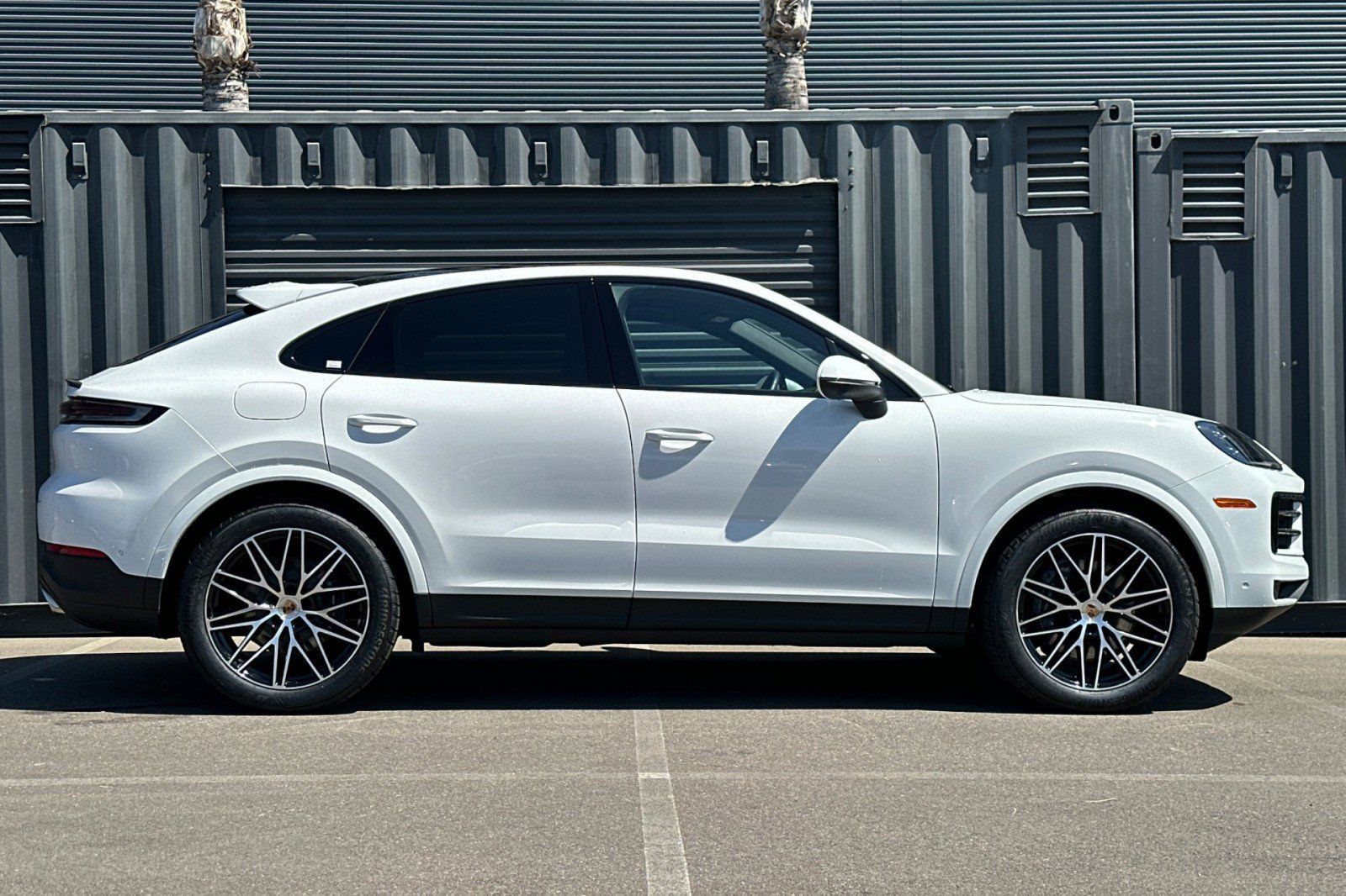 Used 2026 Porsche Cayenne Coupe AWD/4WD image 9