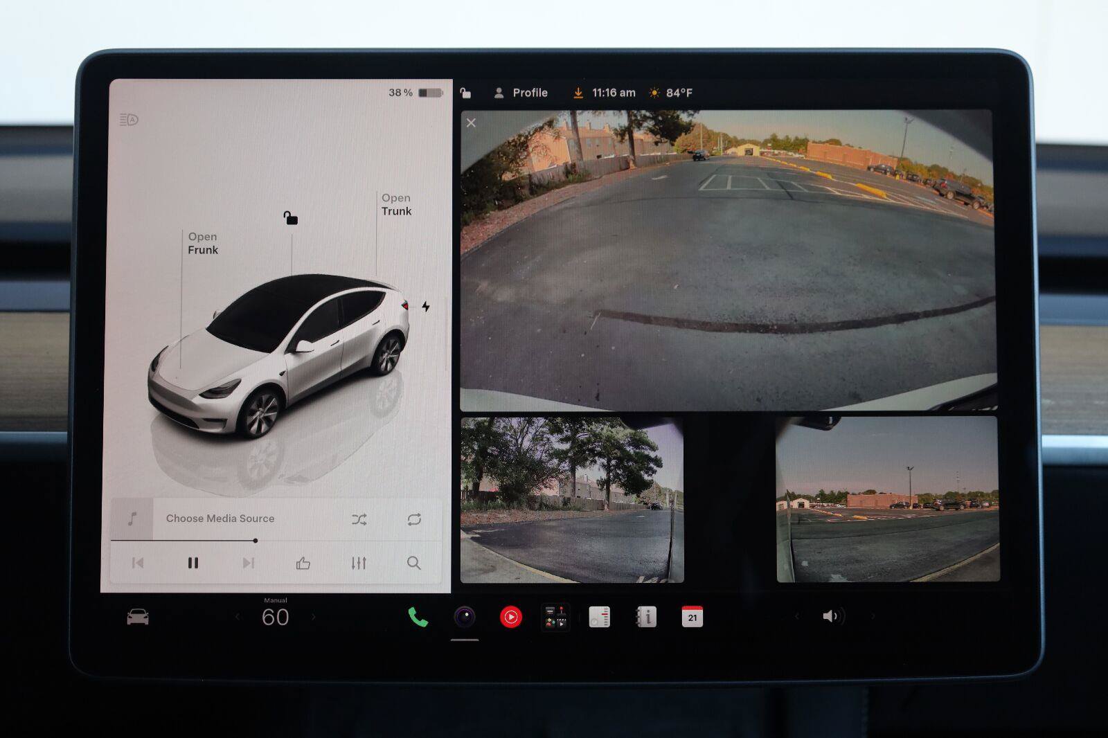 Used 2023 Tesla Model Y Long Range AWD/4WD image 39