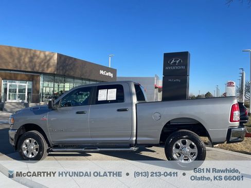 Used 2024 RAM 2500 Big Horn AWD/4WD image 9